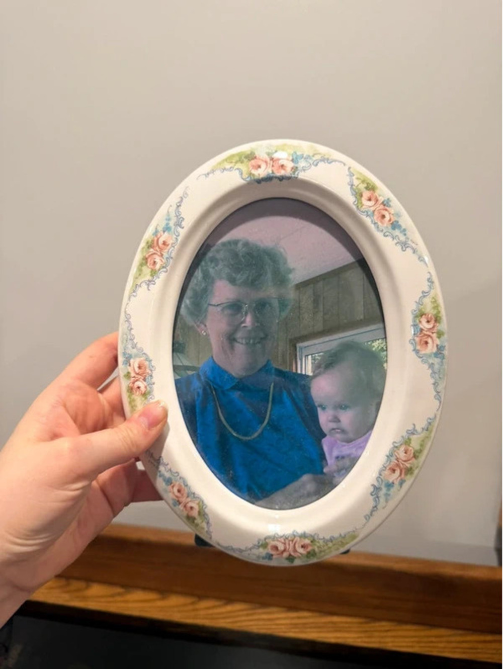 Vintage 1990 Terragrafics Oval Ceramic Rose Floral Picture Frame cottage core